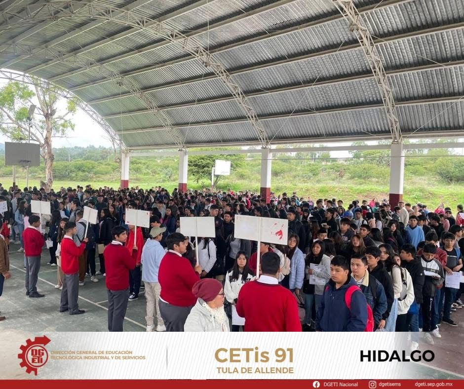 <b>Ceremonia de Imposición de Cofias y Fistoles en el CETis 91</b>